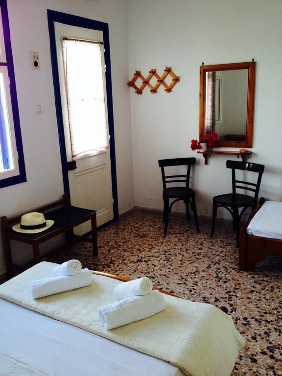 Chrisopetro Rooms Marathokampos Phòng bức ảnh